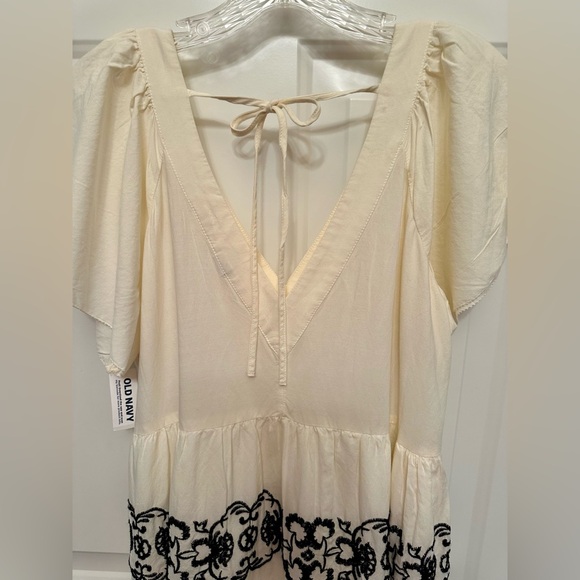 NWT Cream Embroidered Tiered Dress Size M Easter Spring Boho - Picture 6 of 9